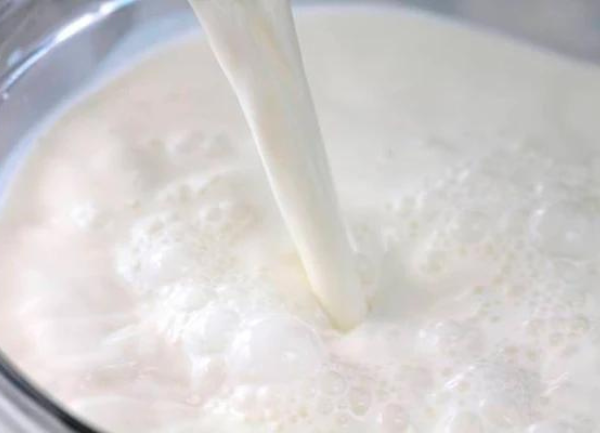 Cria Milk Supplementation